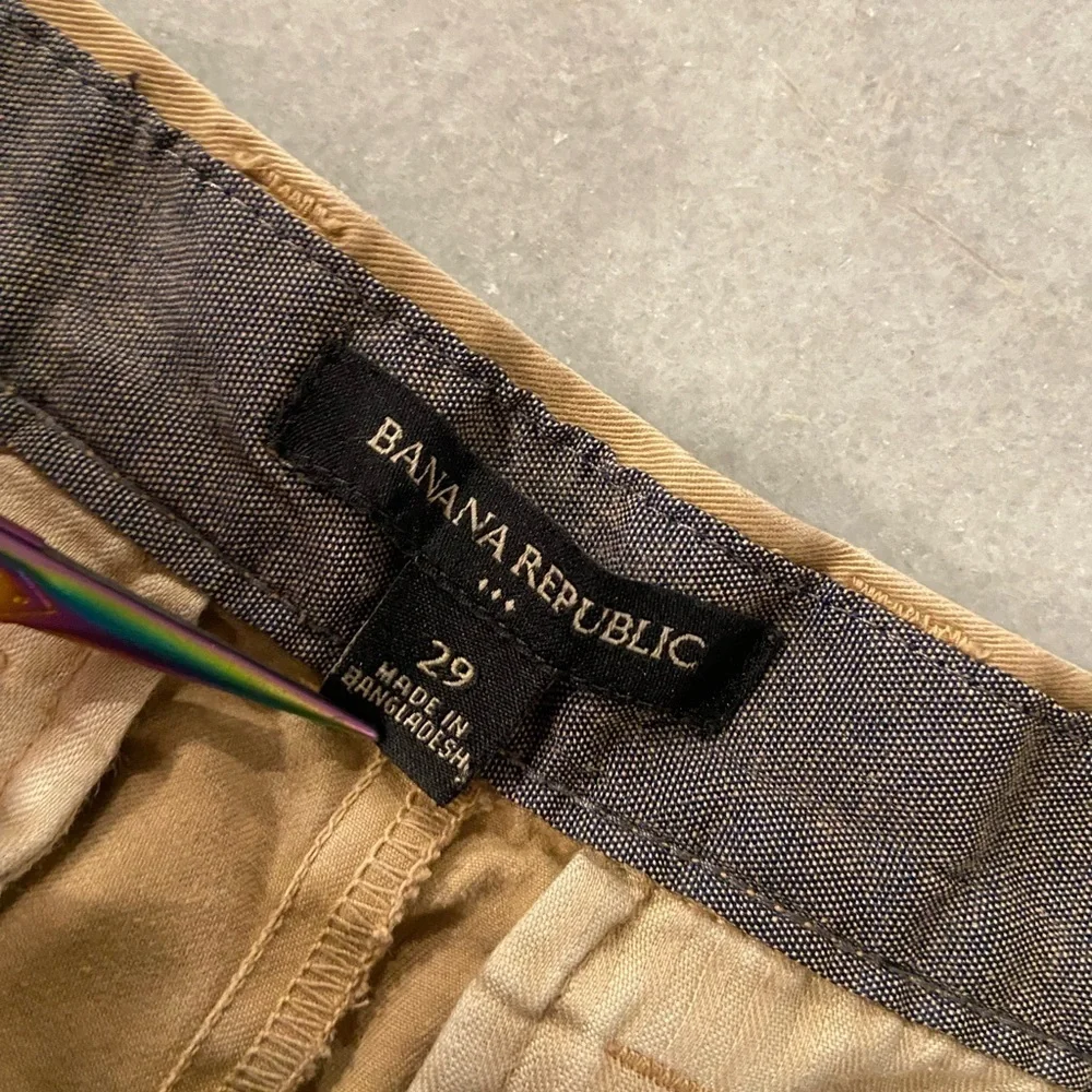 Banana Republic Size 29 Tan Khaki 100% Cotton Zip Up Chino Shorts
